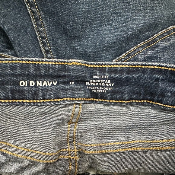 Old Navy High - Rise Jeans - Picture 2 of 3